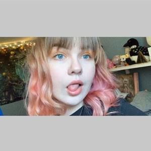 Meet your Posher, Thea